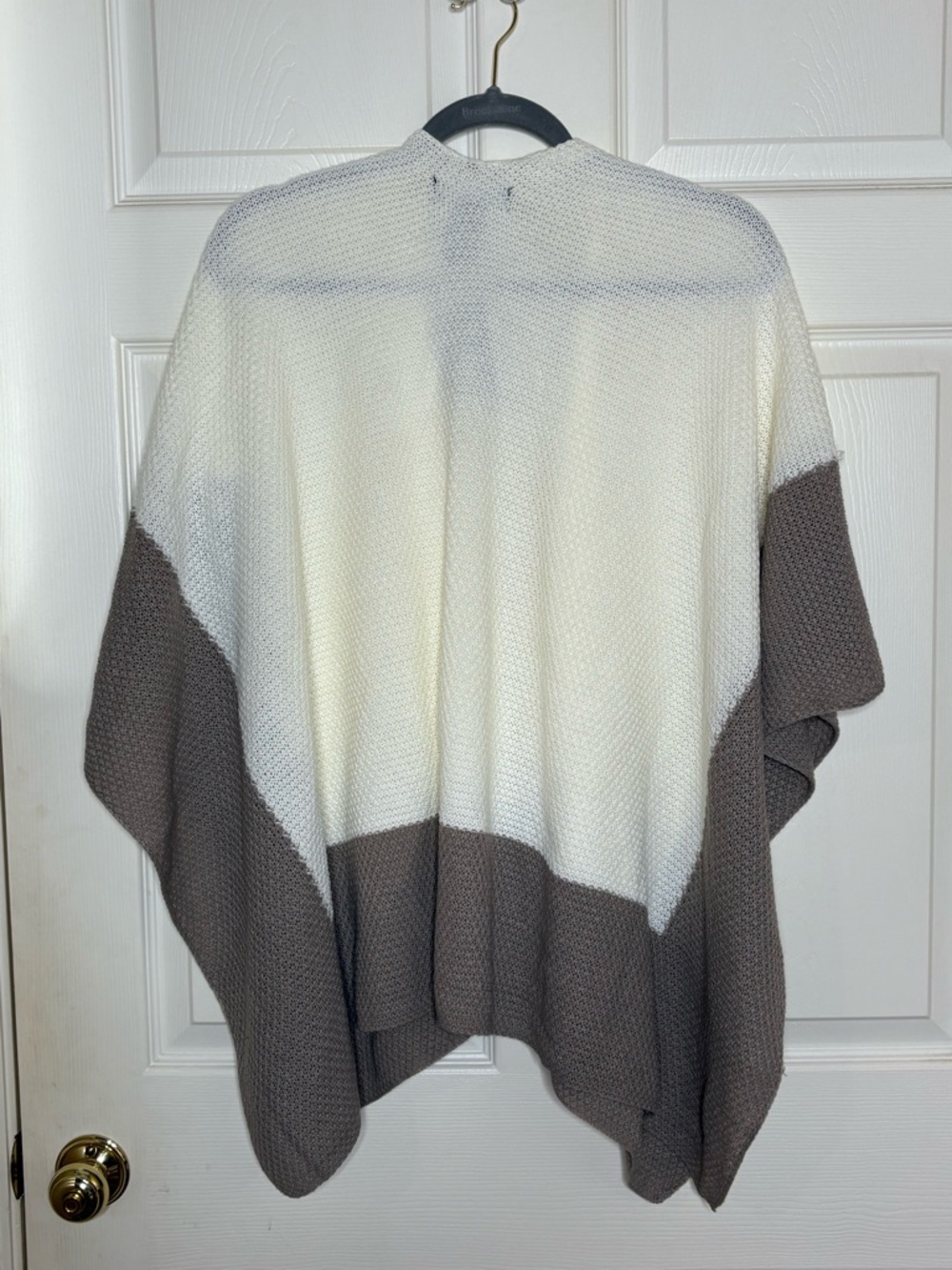 Marcus Adler ColorBlock poncho Ruana Shawl One Size - Picture 3 of 6